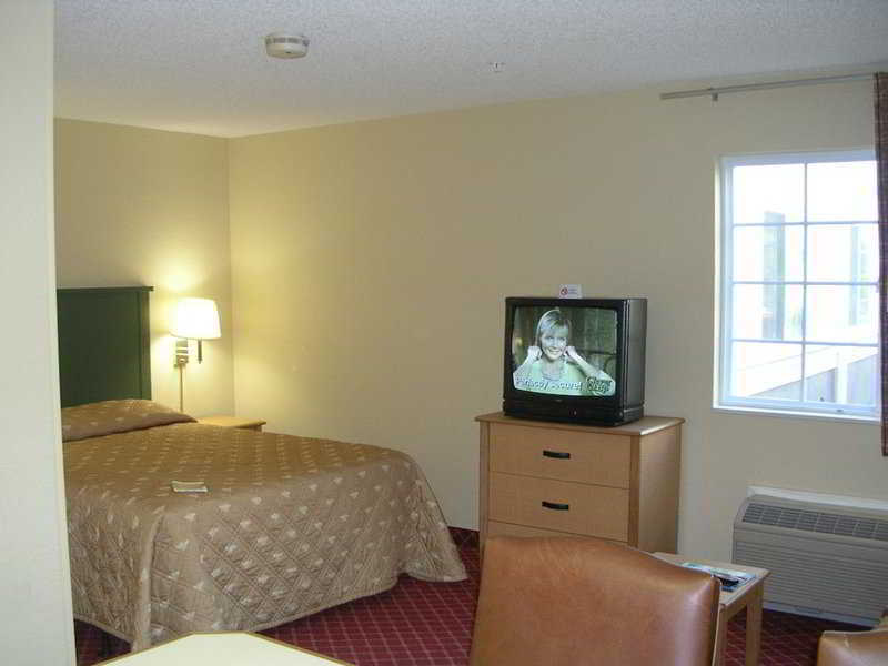 Extended Stay America Select Suites - Orlando - Lake Mary - 1040 Greenwood Blvd Exterior foto